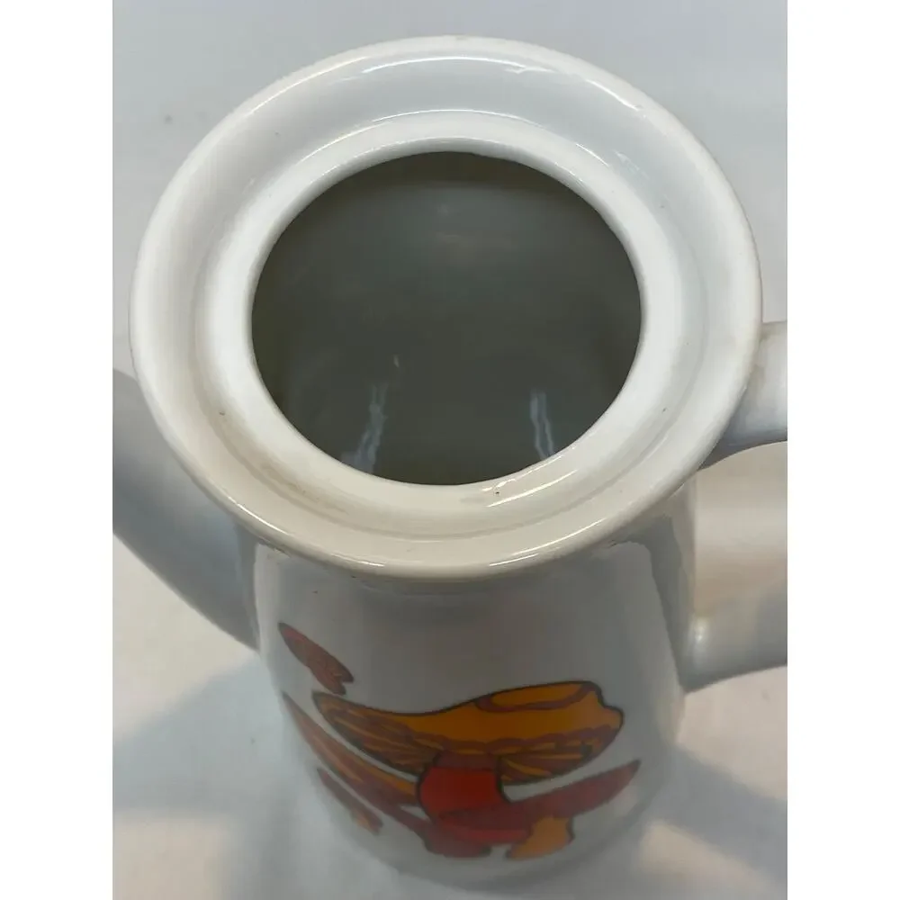 Vintage '70s Coffee/Tea Pot Mushroom Motif 10